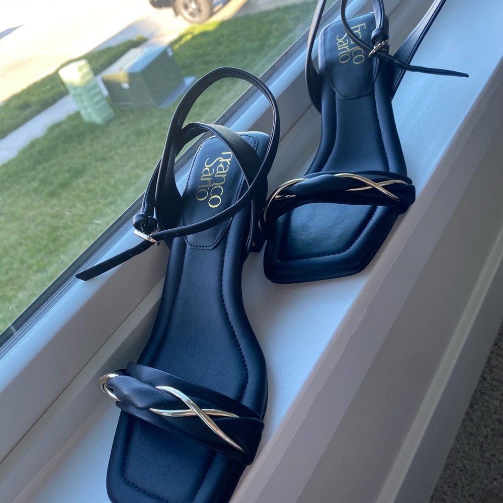 Like new Franco Sarto heels. Never worn.